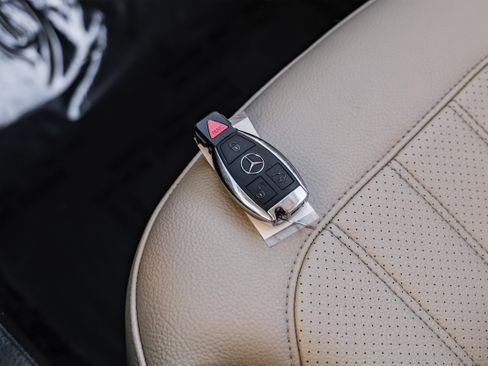 Used 2019 Mercedes-Benz GLS 450 4MATIC image 59