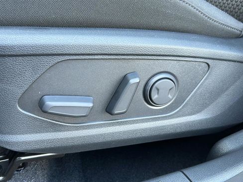 New 2026 Kia Sportage S image 18