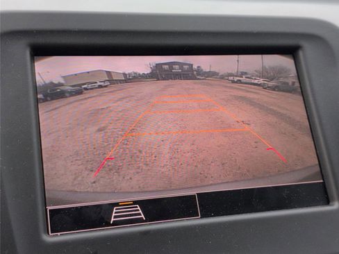 Used 2023 Chevrolet Equinox LT image 19