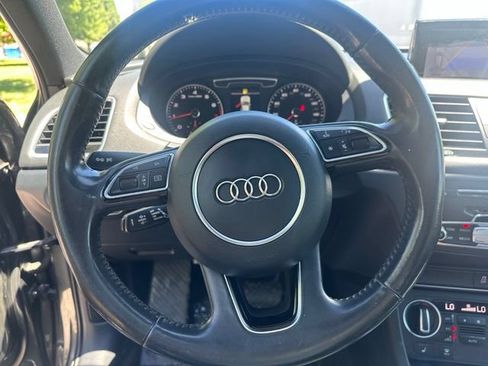 Used 2018 Audi Q3 2.0T Premium Plus w/ Premium Plus Package AWD/4WD image 17