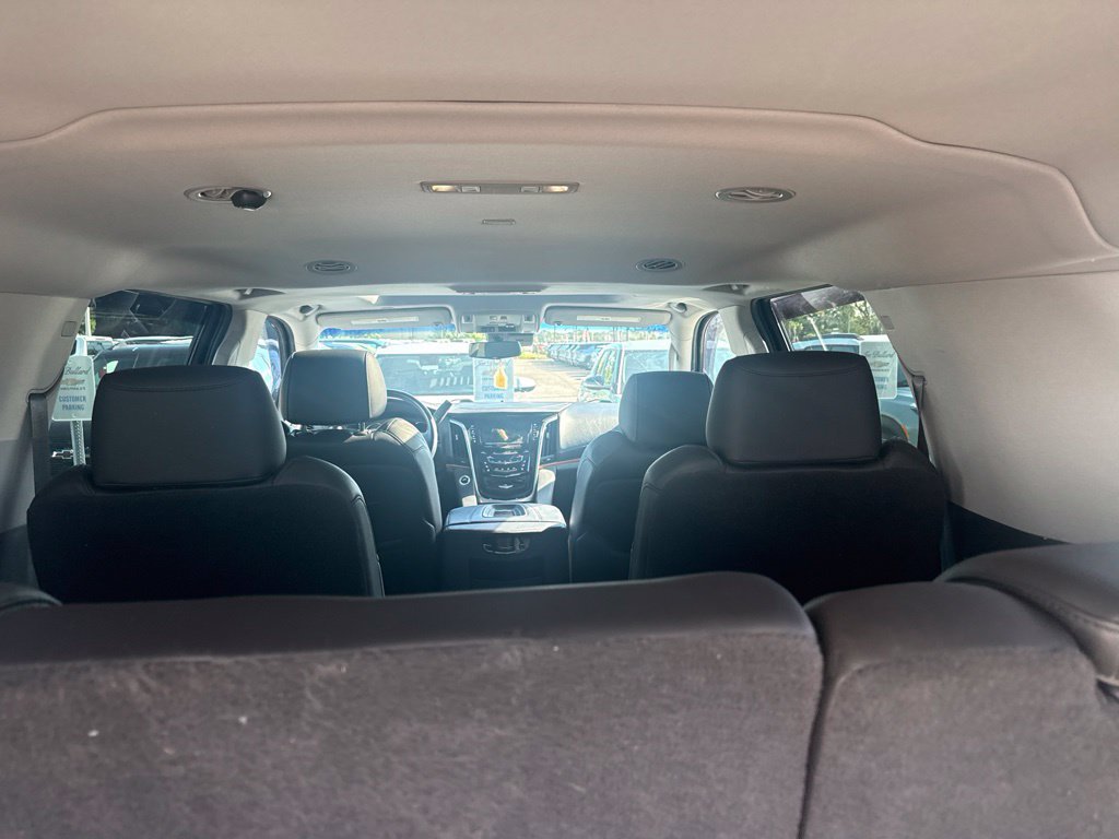 Used 2020 Cadillac Escalade ESV Luxury RWD image 13