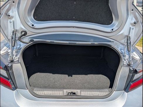 Used 2025 Toyota GR86 RWD image 19