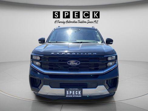 Used 2025 Ford Expedition Max Platinum AWD/4WD image 8