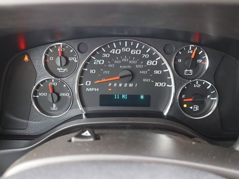 New 2025 Chevrolet Express 2500 Work Van w/ Driver Convenience Package image 22