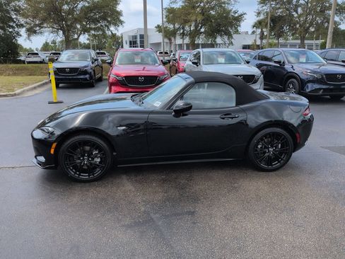 New 2026 MAZDA MX-5 Miata Club w/ Interior Package RWD image 7