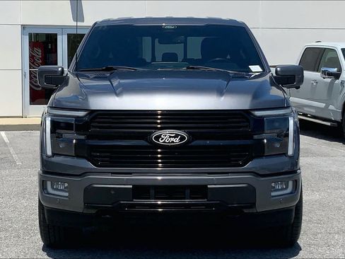 Certified 2024 Ford F150 Platinum w/ FX4 Off-Road Package AWD/4WD image 4