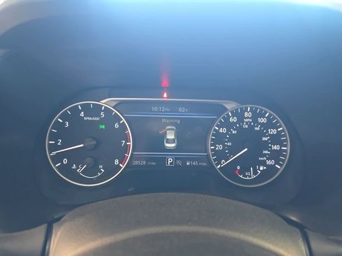 Used 2024 Nissan Sentra SV FWD image 26