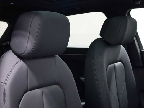 Used 2023 Audi Q3 2.0T Premium image 21