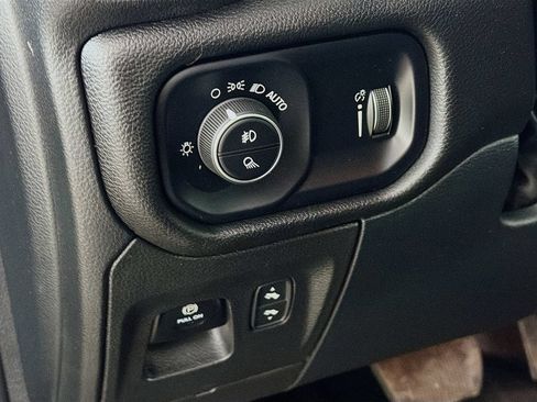 Used 2025 RAM 1500 Big Horn AWD/4WD image 11