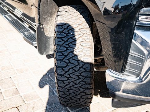 Used 2020 Chevrolet Silverado 1500 LTZ w/ LTZ Premium Package image 41