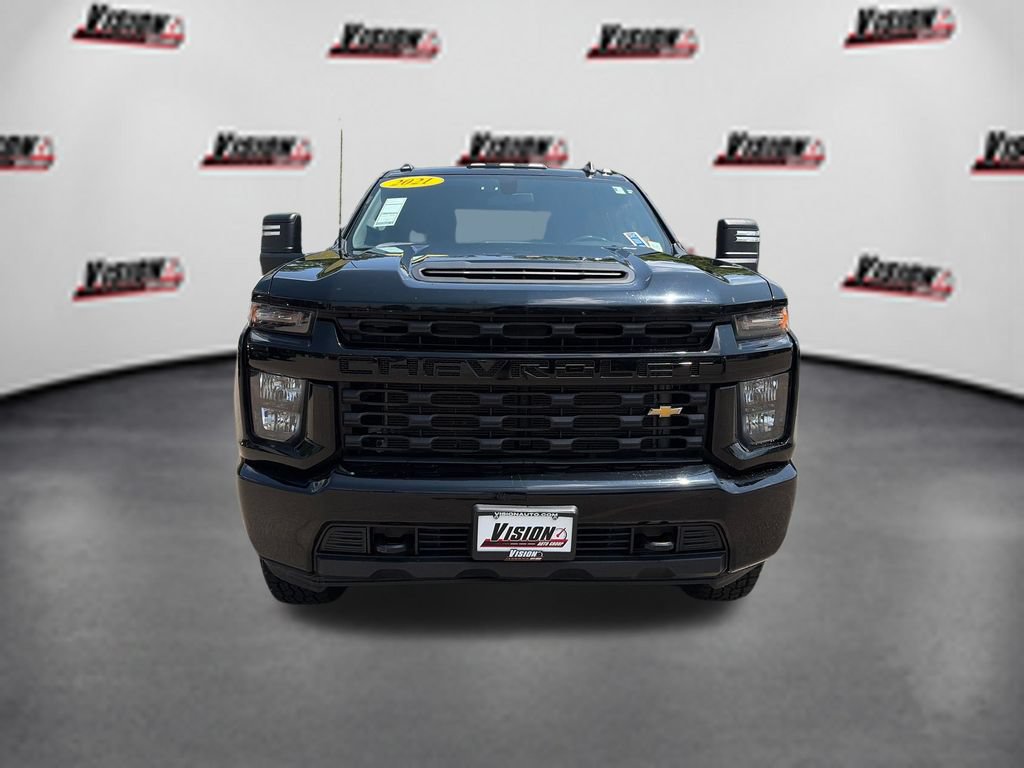 Used 2021 Chevrolet Silverado 2500 Custom w/ Custom Convenience Package AWD/4WD image 2
