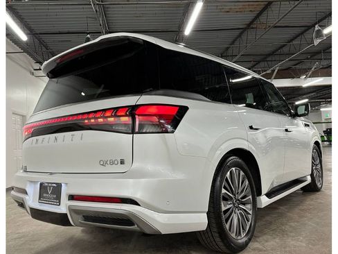 Used 2025 INFINITI QX80 Luxe image 11
