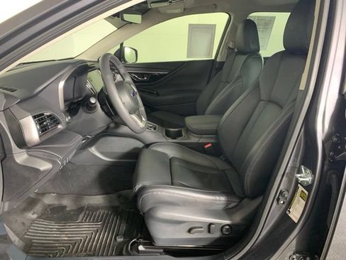 Used 2025 Subaru Outback Touring XT AWD/4WD image 19