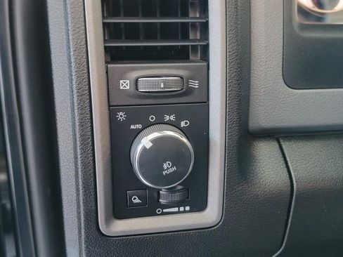 Used 2019 RAM 1500 Express w/ Express Value Package image 8