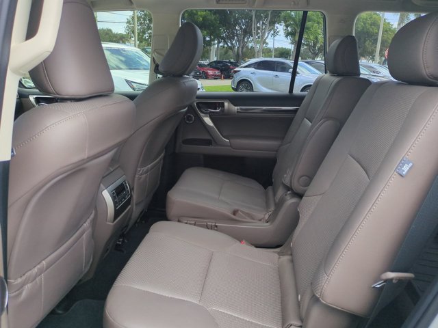 Certified 2020 Lexus GX 460 Luxury w/ Luxury Sport Package AWD/4WD image 13