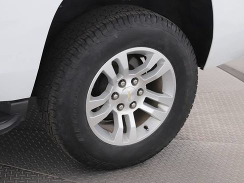 Used 2020 Chevrolet Tahoe LT AWD/4WD image 14