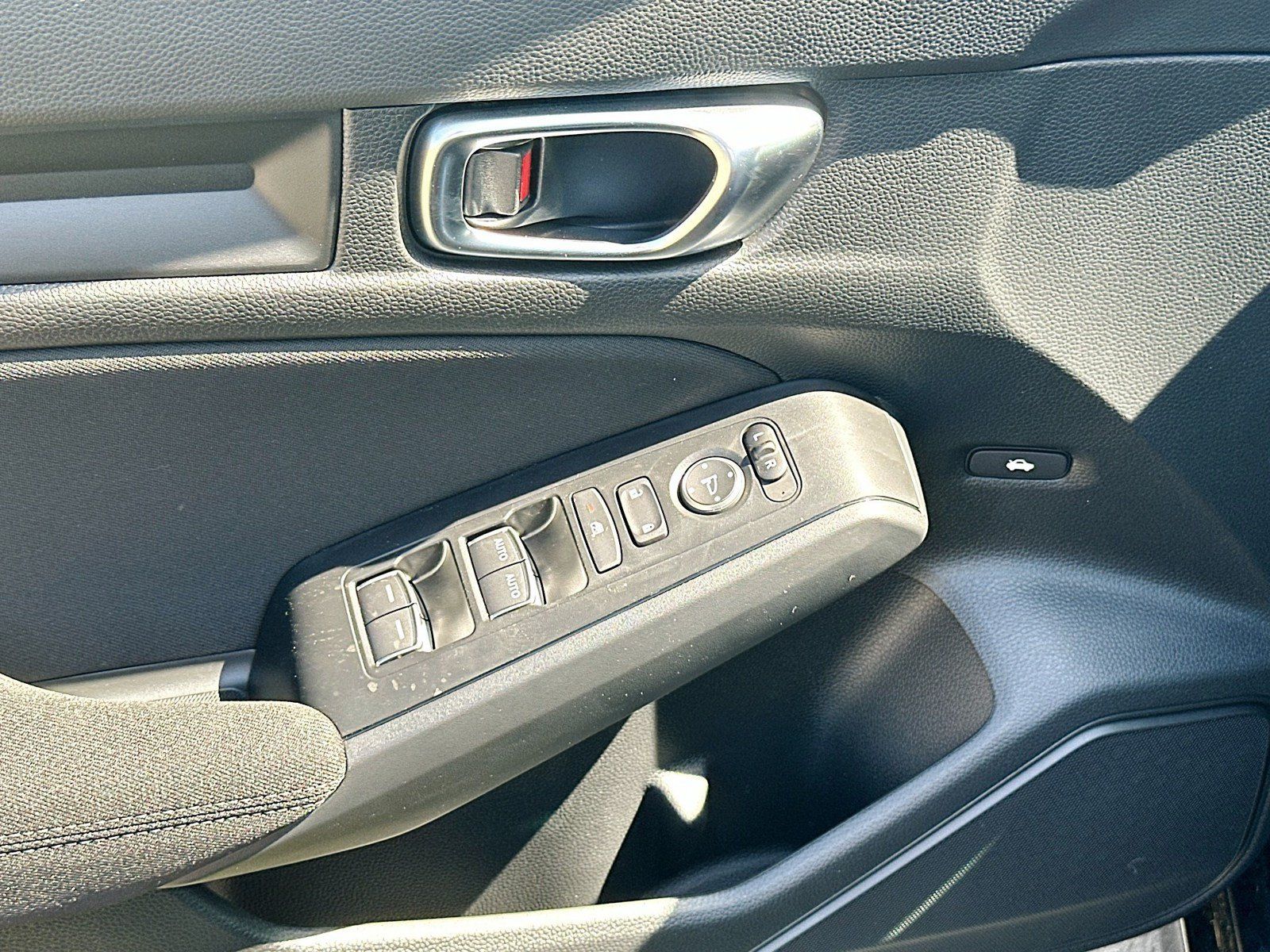 Used 2026 Honda Civic LX image 17