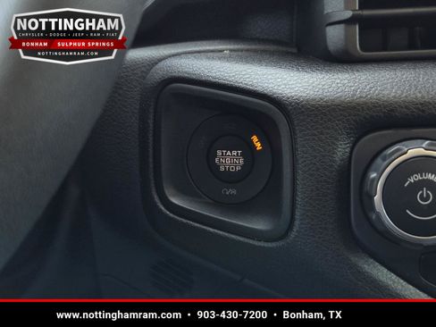 Used 2025 Jeep Wrangler Sport S AWD/4WD image 13
