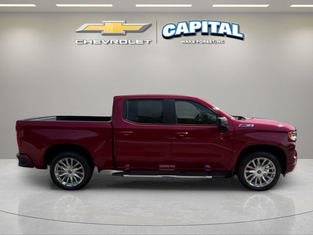Used 2022 Chevrolet Silverado 1500 RST w/ Z71 Off-Road Package AWD/4WD image 6