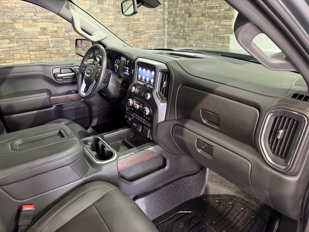 Used 2019 GMC Sierra 1500 SLT w/ SLT Premium Package AWD/4WD image 3