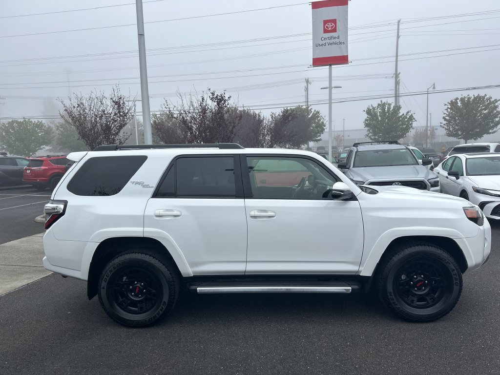 Certified 2024 Toyota 4Runner TRD Off-Road Premium AWD/4WD image 6