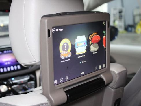 Used 2017 Chrysler Pacifica Touring-L Plus image 21