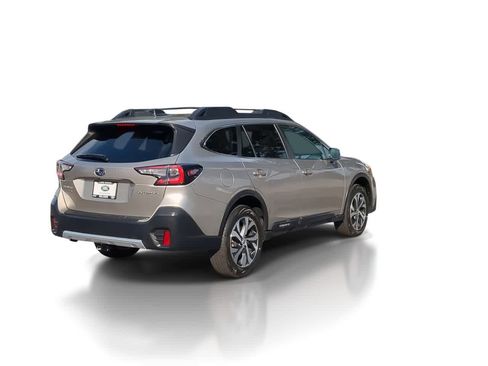 Used 2020 Subaru Outback Limited image 8