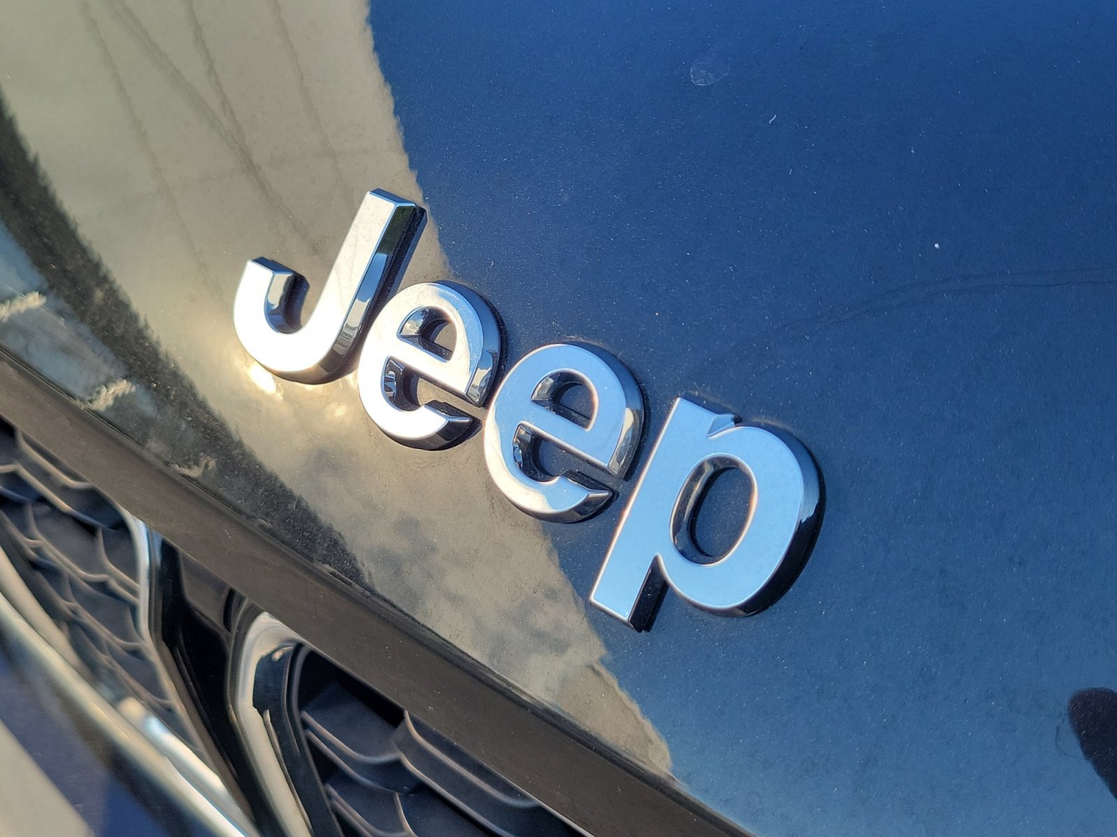Used 2023 Jeep Grand Cherokee L Limited AWD/4WD image 32