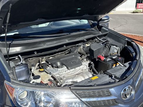 Used 2013 Toyota RAV4 XLE FWD image 7
