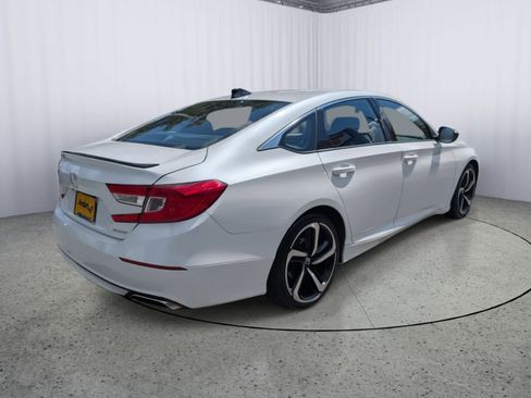 Used 2021 Honda Accord Sport image 3