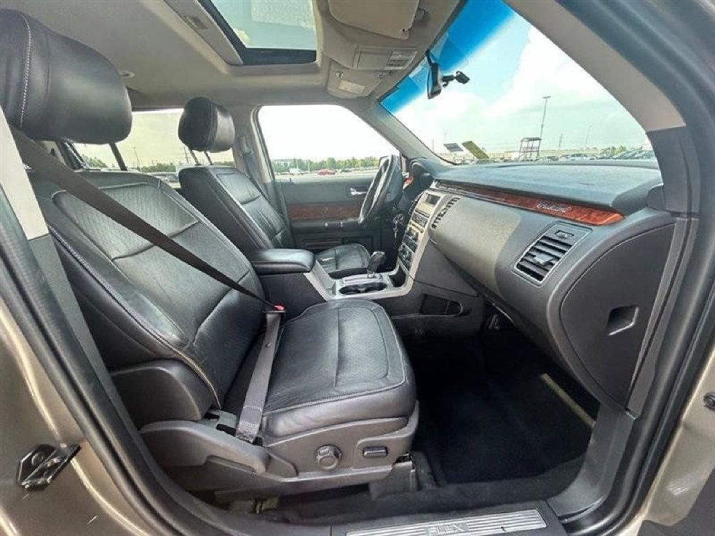 Used 2012 Ford Flex Limited w/ Trailer Tow Pkg Class III FWD image 11