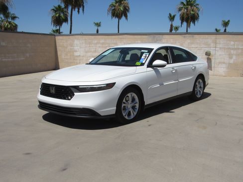 Certified 2024 Honda Accord LX image 1