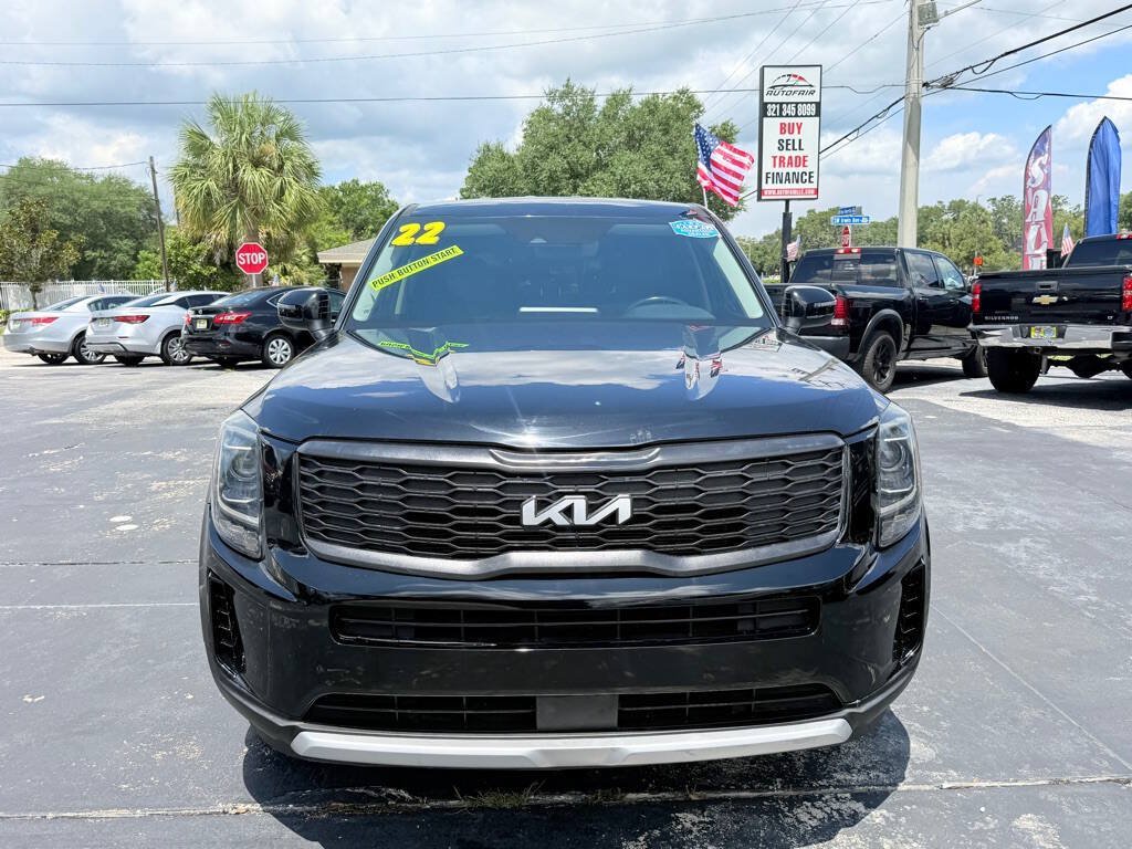 Used 2022 Kia Telluride LX FWD image 2