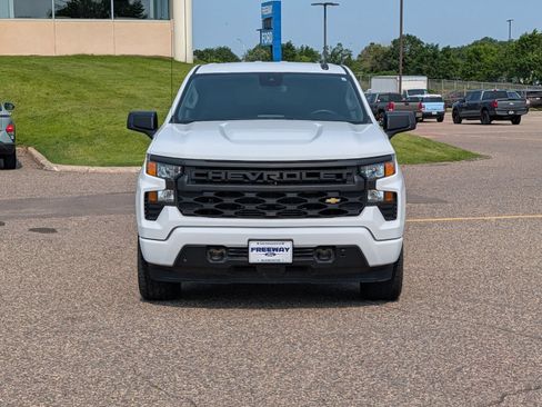 Used 2024 Chevrolet Silverado 1500 Custom AWD/4WD image 11