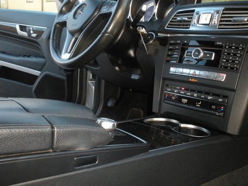 Used 2014 Mercedes-Benz E 350 Cabriolet image 29