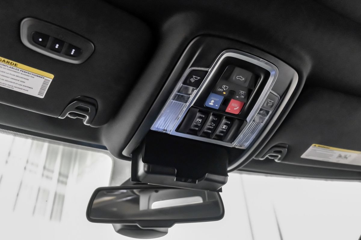 Used 2022 RAM 2500 Laramie AWD/4WD image 23