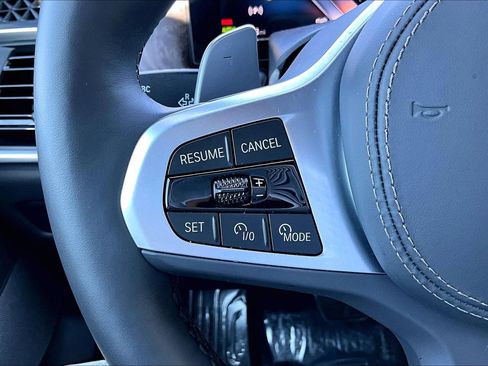 Used 2026 BMW X5 xDrive40i w/ M Sport Package image 17