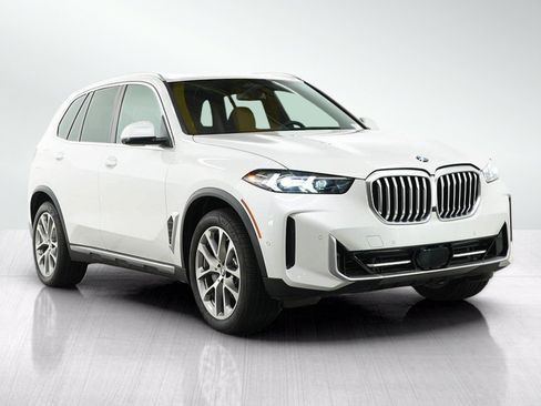Used 2024 BMW X5 xDrive40i AWD/4WD image 7