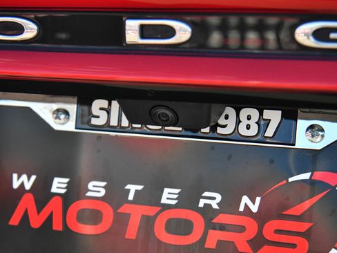 Used 2022 Dodge Durango SXT image 38