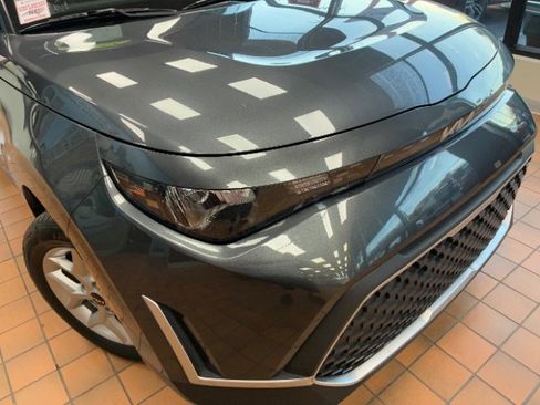 Used 2023 Kia Soul LX w/ Option Group 015 image 2