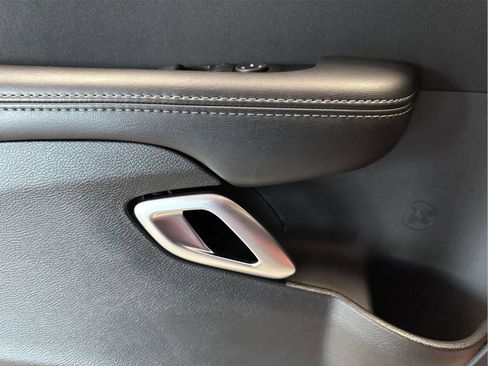 Used 2022 Dodge Challenger R/T Scat Pack w/ Shaker Package image 16