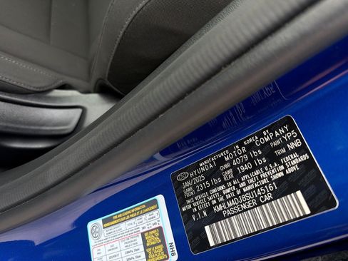 Certified 2025 Hyundai Elantra SEL FWD image 29