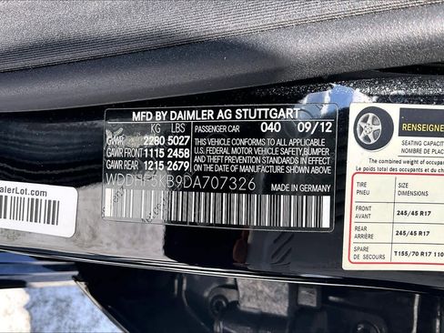Used 2013 Mercedes-Benz E 350 Sedan image 31