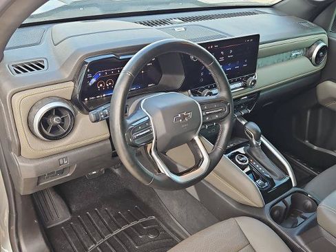 Certified 2024 Chevrolet Colorado ZR2 w/ ZR2 Convenience Package III AWD/4WD image 10