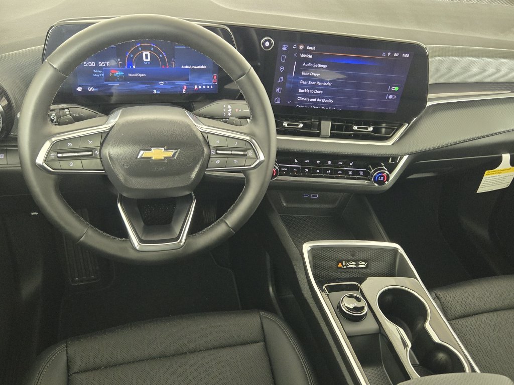 New 2026 Chevrolet Equinox LT w/ Convenience Package II FWD image 30