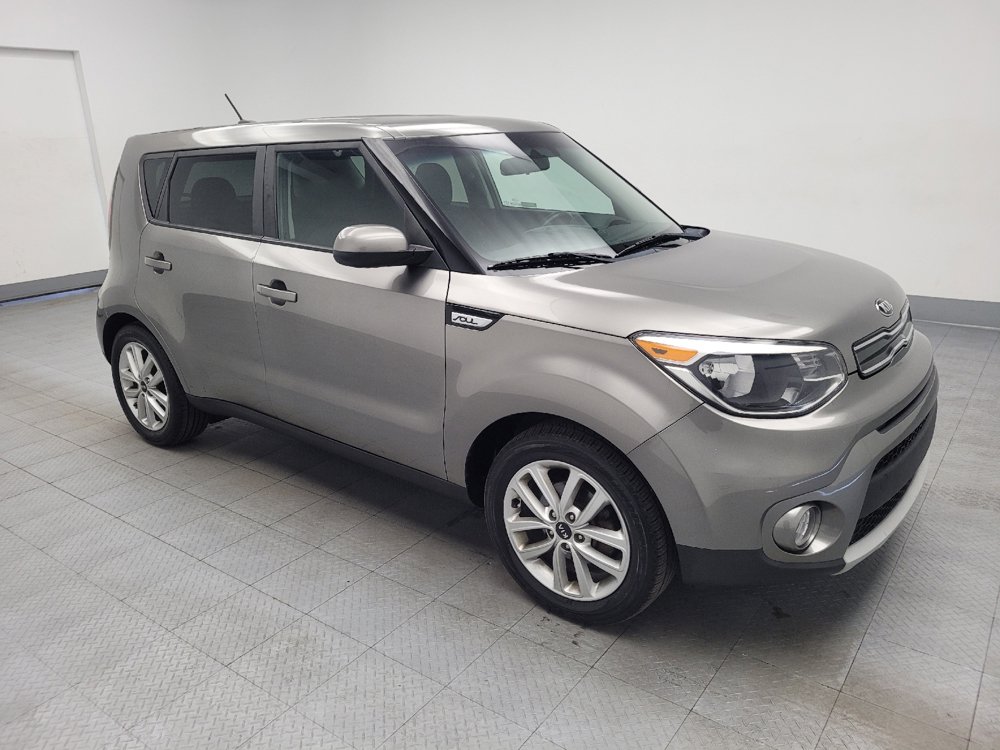 Used 2019 Kia Soul + FWD image 11