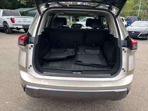 Used 2024 Nissan Rogue SL AWD/4WD image 24