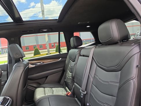 Used 2023 Cadillac XT6 Sport w/ Platinum Package AWD/4WD image 14