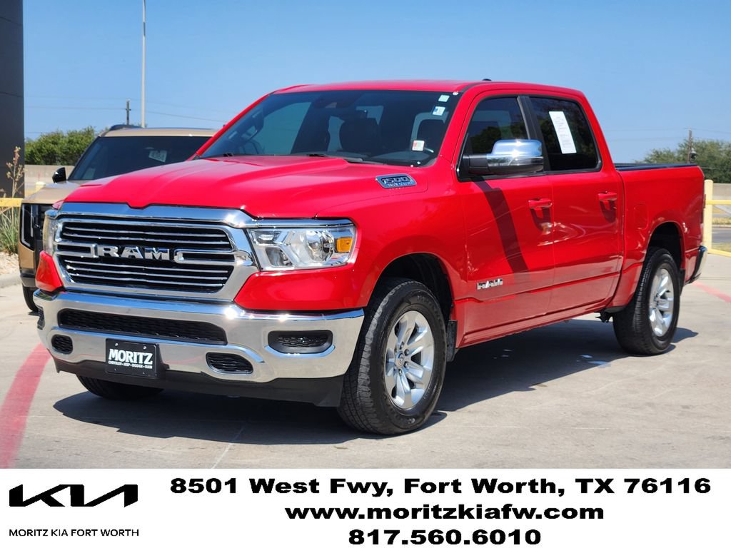 Used 2024 RAM 1500 Laramie AWD/4WD image 3