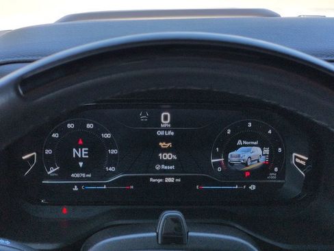 Used 2024 GMC Yukon XL Denali w/ Denali Reserve Package image 30